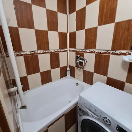 Garsoniera In Apartament *